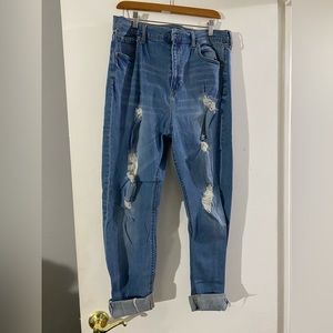 Super stretchy distressed boyfriend jeans